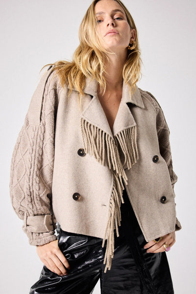 NOTSHY JACKET CROP TRENCH FRINGE LAPEL CABLE KNIT SLEEVES 4709584 KASSIA 