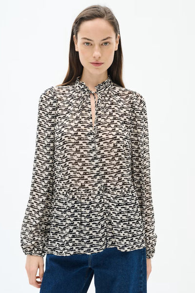 INWEAR BLOUSE RUFFLE MAO COLLAR WITH TIE COVERED BUTTONS 30110251 CESSIE