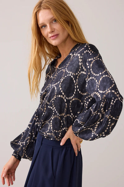 SUMMUM TOP SILKY CIRCLE PRINT PLEAT SLEEVE WITH SMOCK CUFFS 2s3341-12263