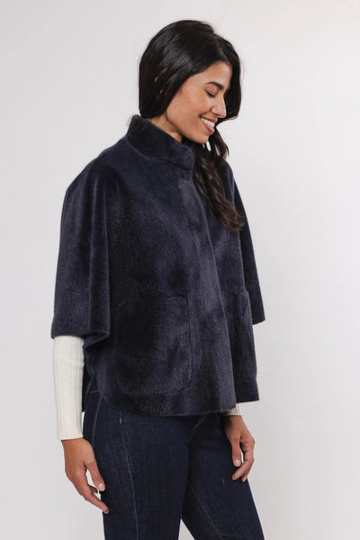 RINO&PELLE CAPE FAUX FUR WITH PATCH POCKETS AND POPPERS 7002411DEWI NAVY