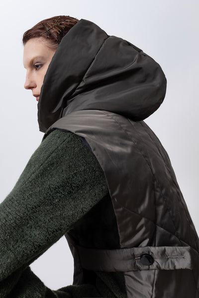 LOTUS EATERS GILET PADDED WITH HOOD 33/LAGOON