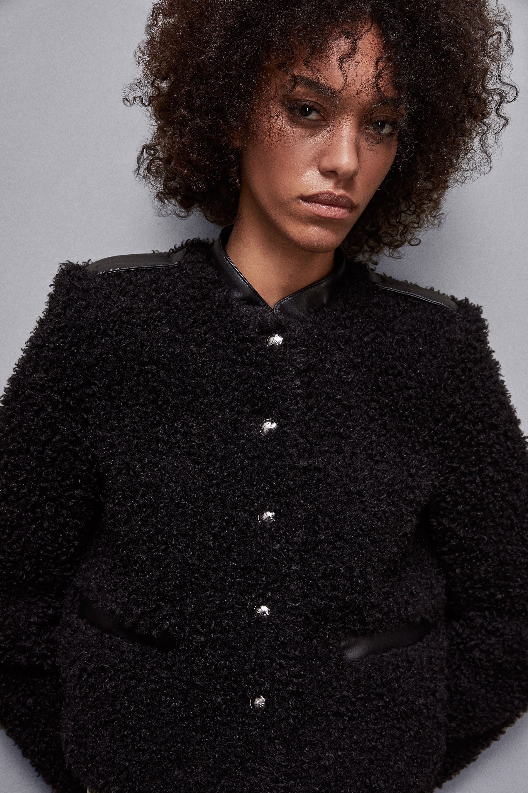 PATRIZIA PEPE SWEATER WOOL CONTRAST KNIT MIX SHOULDER LOOP 2K0267 PATRIZIA PEPE SWEATER WOOL CONTRAST KNIT MIX SHOULDER LOOP 2K0267