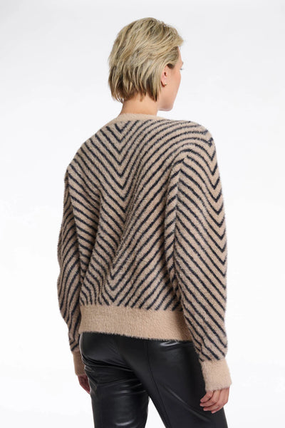 RINO & PELLE SWEATER SOFT CHERVRON V NECK 5012511 RAFFI