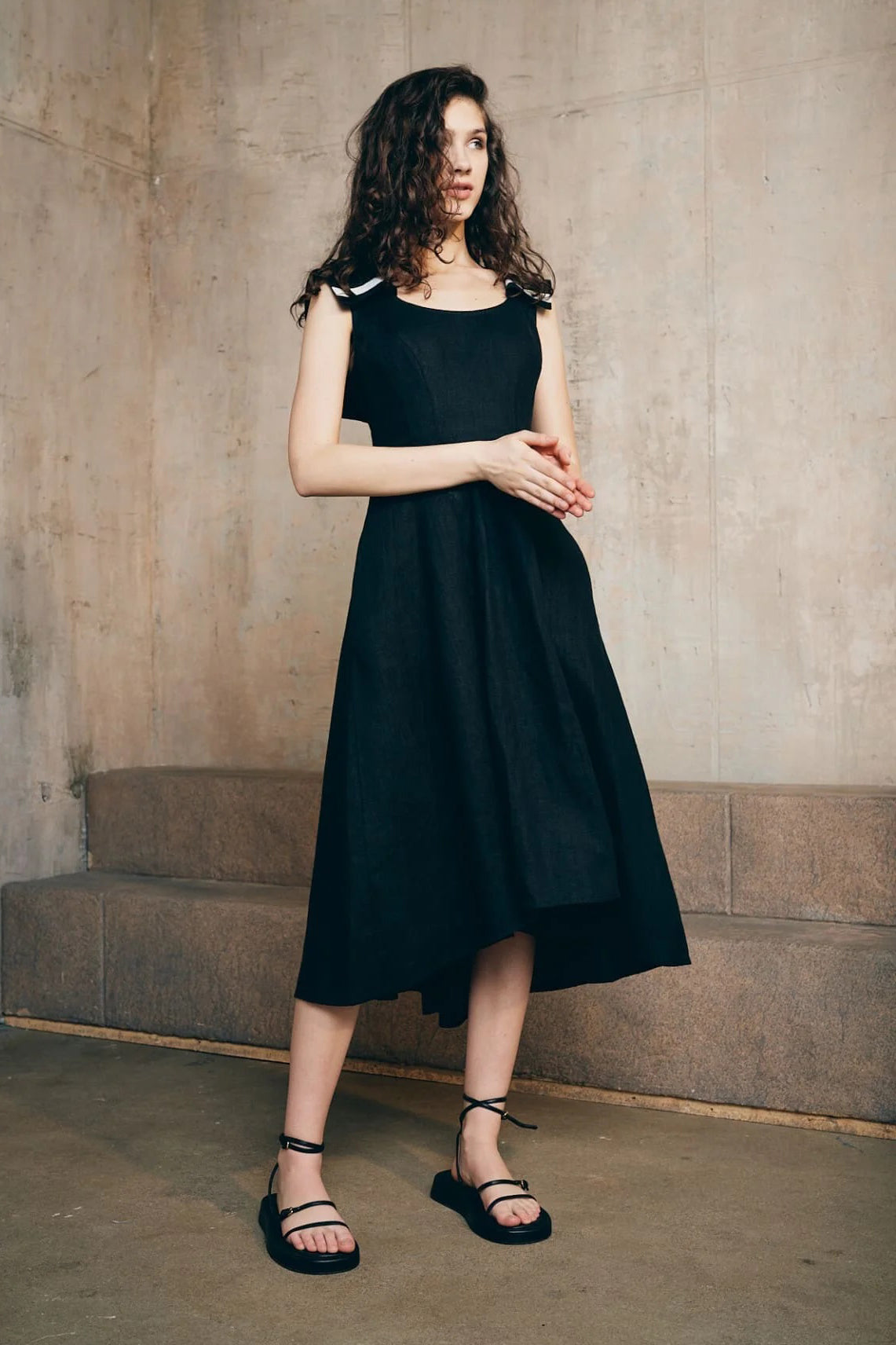 LU.EL DRESS LINEN A LINE WITH CONTRAST STRIPE SAILOR COLLAR & HI LO HE