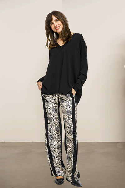 BEATE HEYMANN TROUSER SATIN FEEL COMPASS PRINT JERSEY BACK 126-22