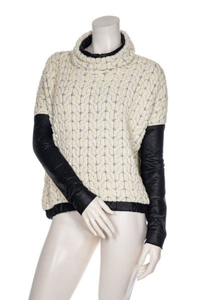 BEATE HEYMANN SWEATER SOFT BUBBLE CABLE WITH PU SLEEVE AND HEM 2037-58