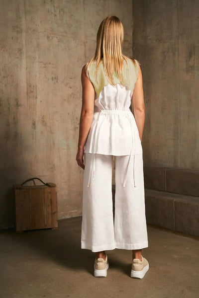 LU.EL WAISTCOAT LINEN 5 BUTTON WITH CONTRAST DRAWSTRING BACK SL72109